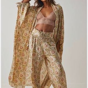 Free People Oh Hey There Robe Kimono Tea Combo OS